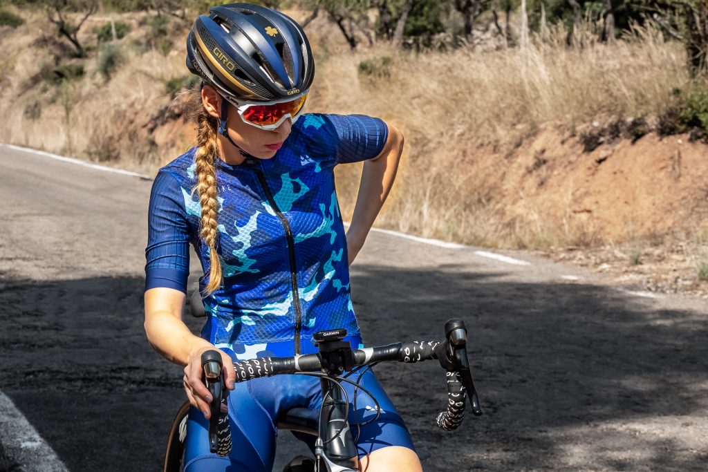 Equipación de ciclismo personalizada mujer